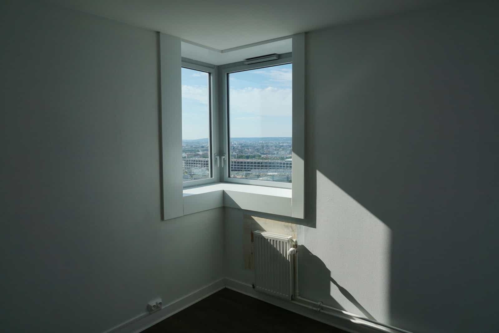Een nieuw efficiënt raam- en verwarmingssysteem in Parijs