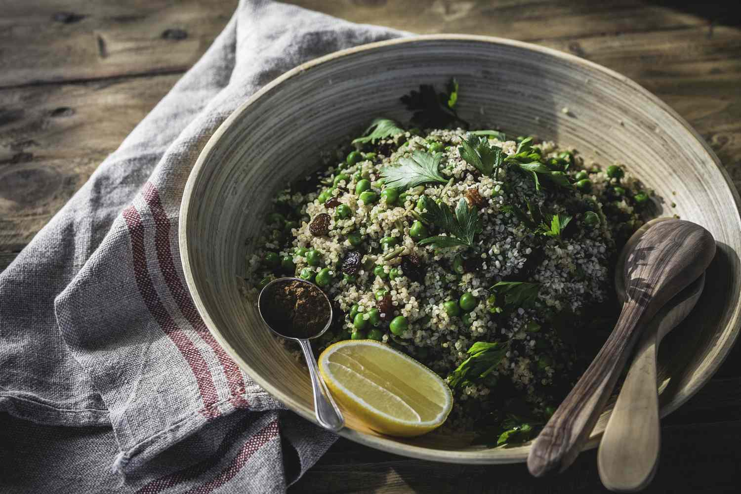 veganistische maaltijd met granen